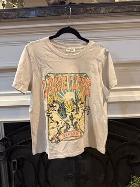 White 'Long Live Cowgirls' Graphic Top